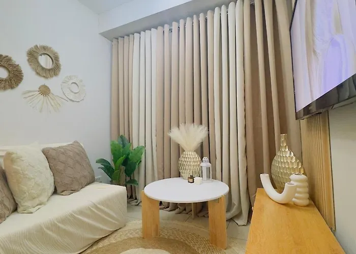 2br Unit Near Bgc